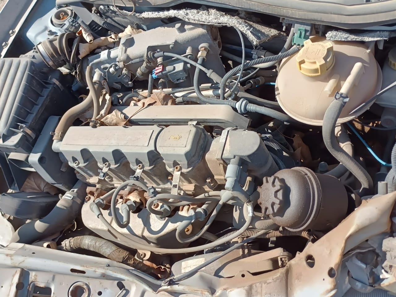  Chevrolet CORSA 2000    EN DESARME